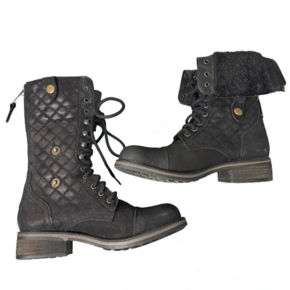 Steve Madden Black Quilted & Fur Fold Over Combat Boots - Size 6.5